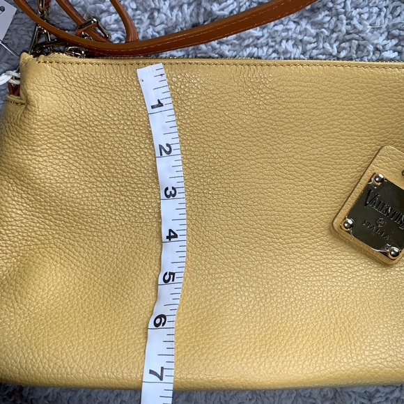 VALENTINA Italy mustard Leather Handbag Bag. - Picture 7 of 10